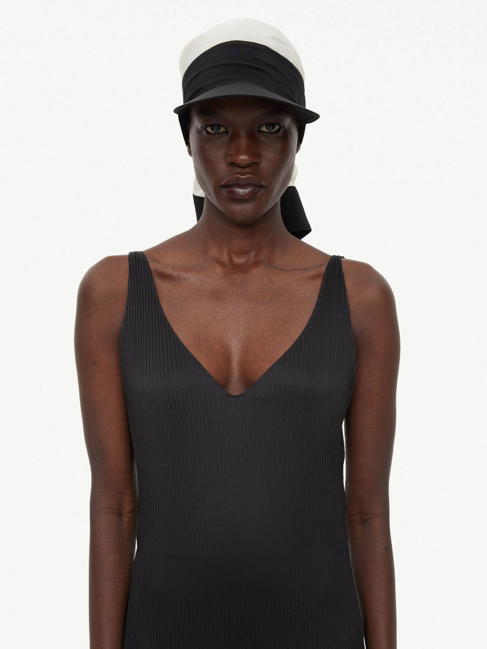 Varsa  Maxi Dress- Black