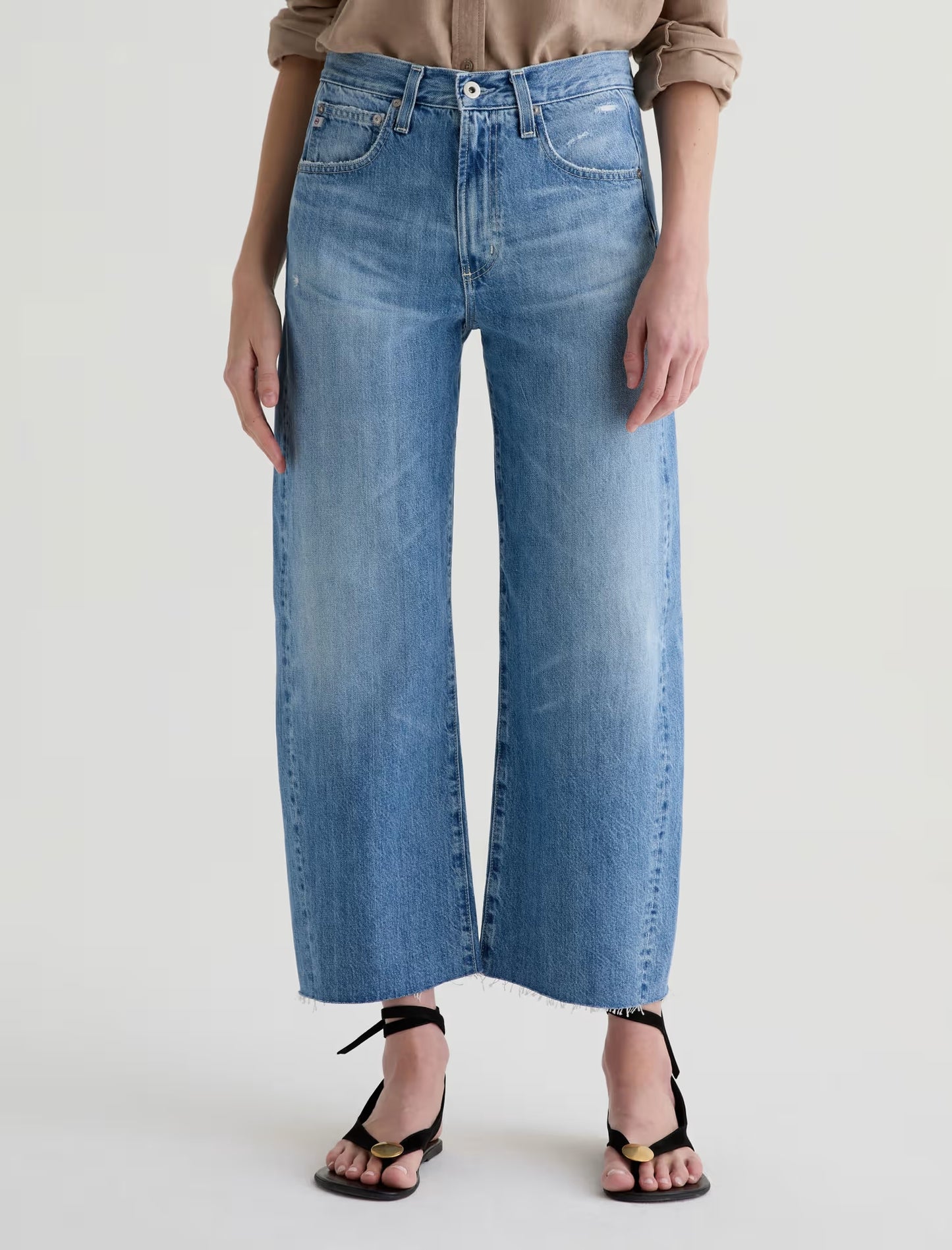 Hattie Crop 17 Yrs Divergent