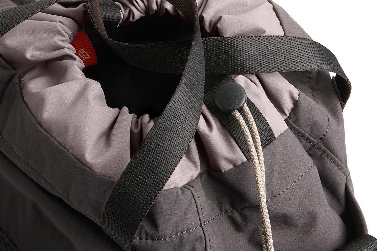 Cinch Bucket Bag Charcoal