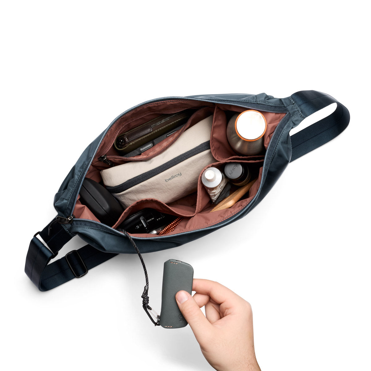 Laneway Crescent Bag 7L Bluesteel