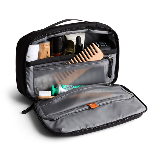 Hanging Toiletry Kit Black