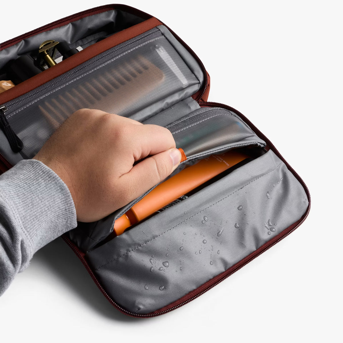 Hanging Toiletry Kit Clay