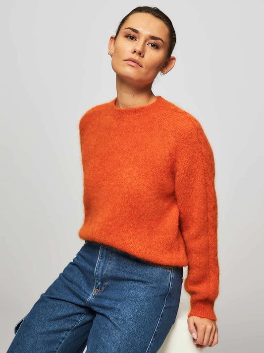 Millana Knit O-Neck