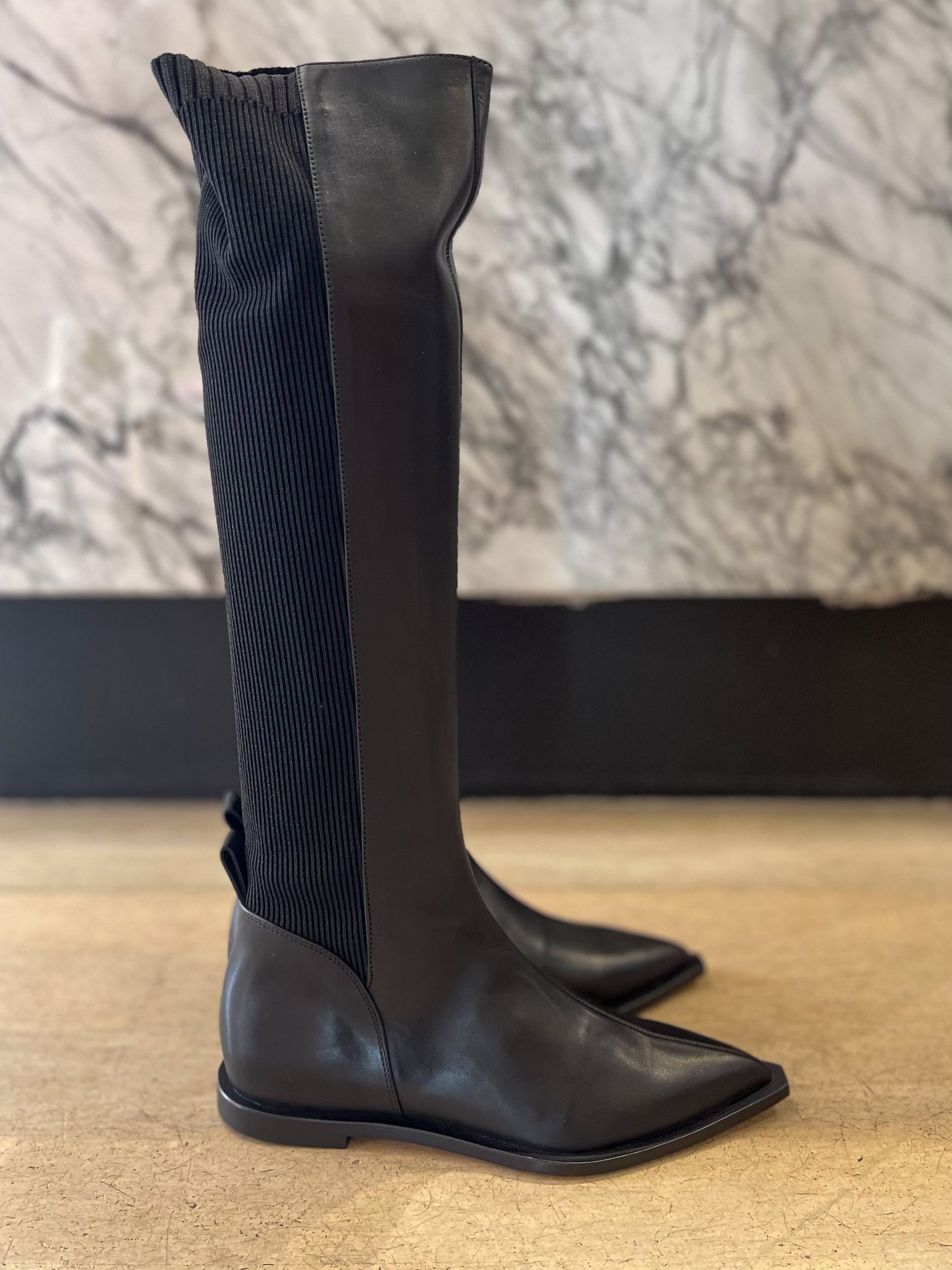 Freja - Leather Pointy Knee Boot