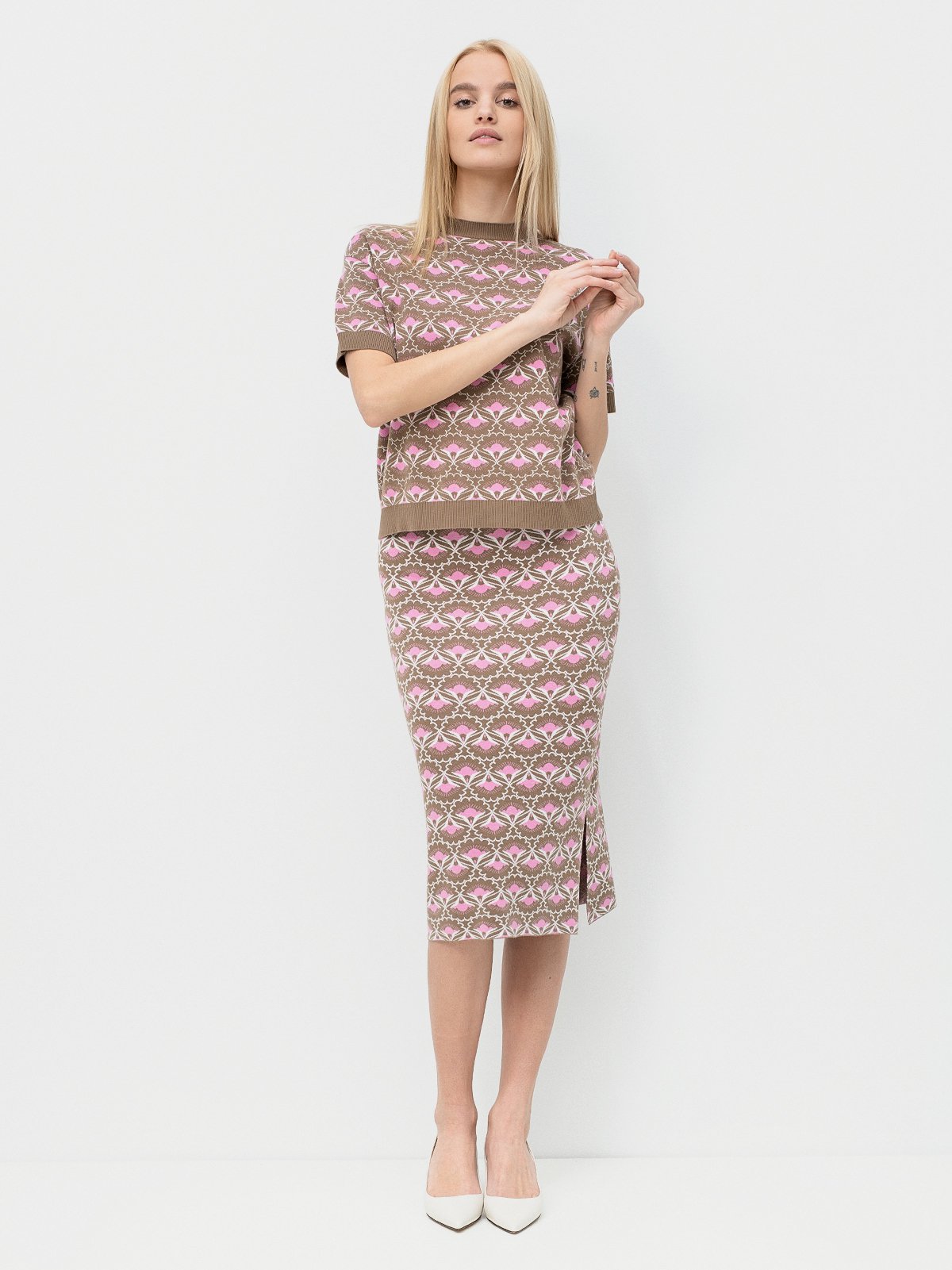 Magma Knitted Skirt