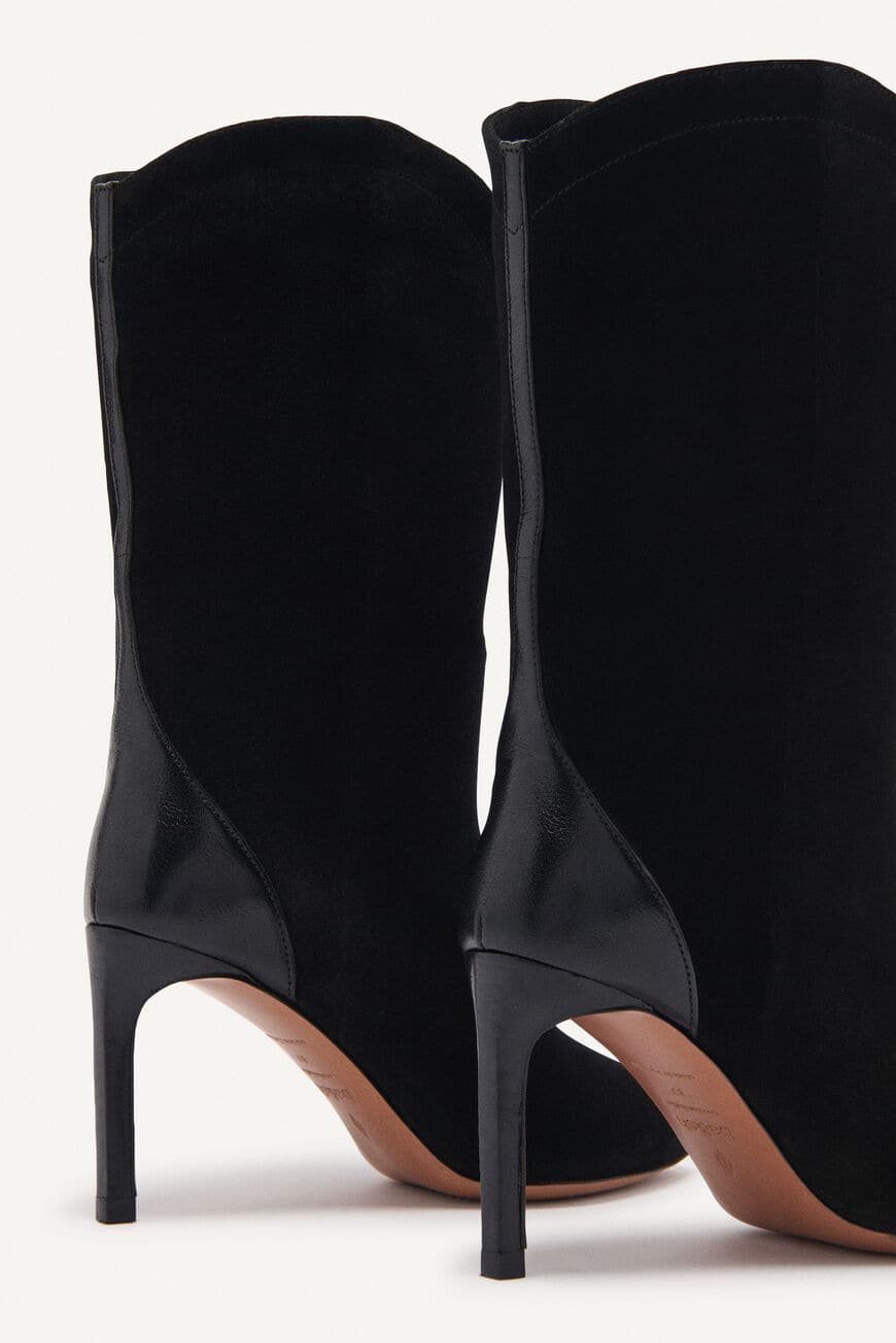 Coppelia-Noir Boots