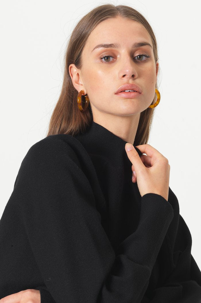 Octavia Knit T-Neck - Black