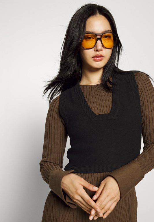 Wione Sweater Black