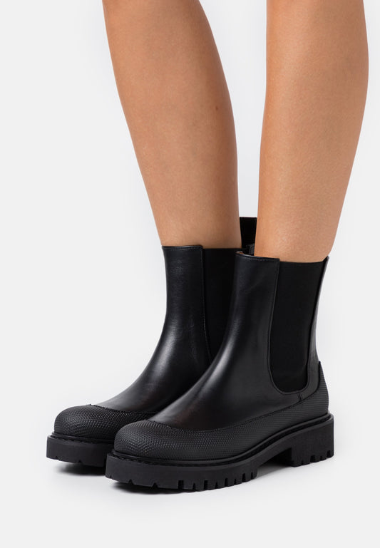 Anna Boots - Black