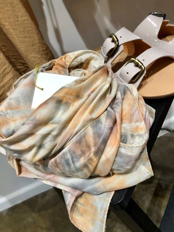 Melita Scarf