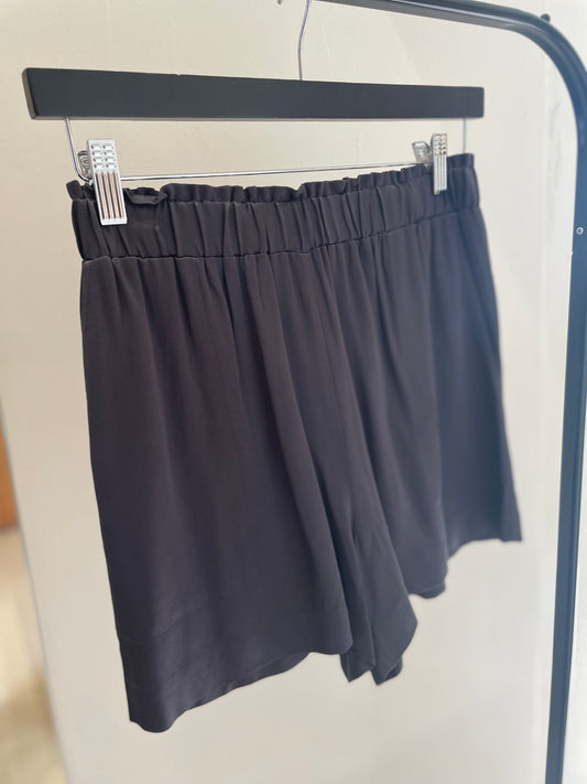 Leighton Shorts