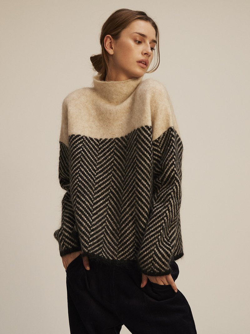 Herrin Knit T-Neck - Black