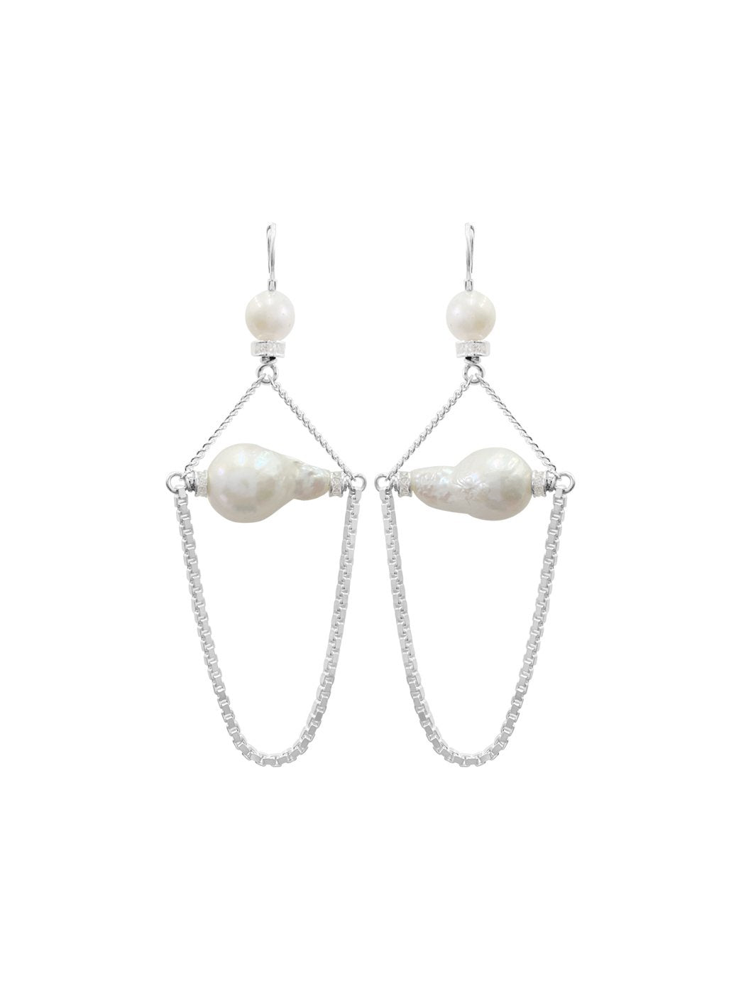 Venus Pearl Earring